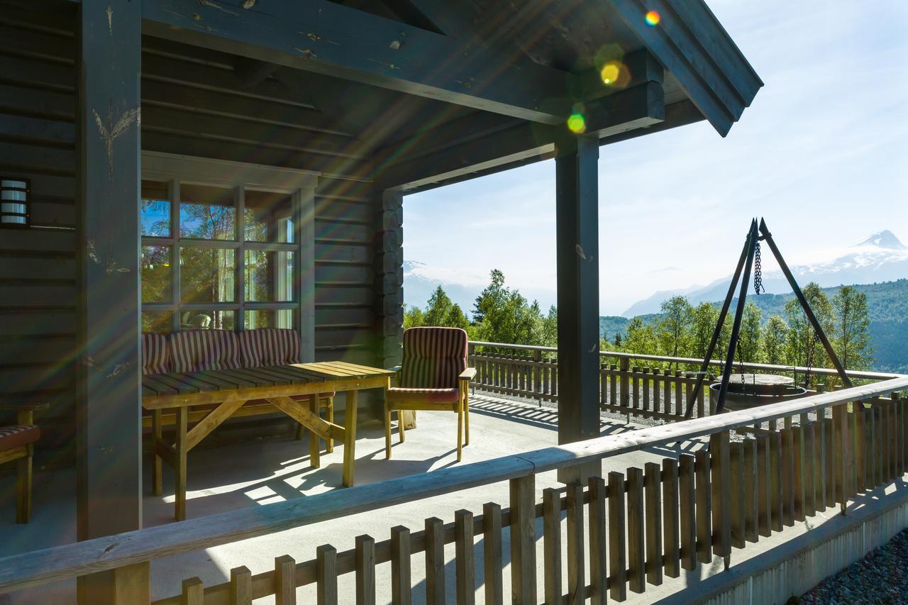 Gladheim Villa Stranda  Ngoại thất bức ảnh